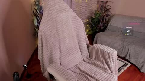 Snapshot of astralil_original chatting on 26, 5, 2026 Astra online show from 26, 5, 2026