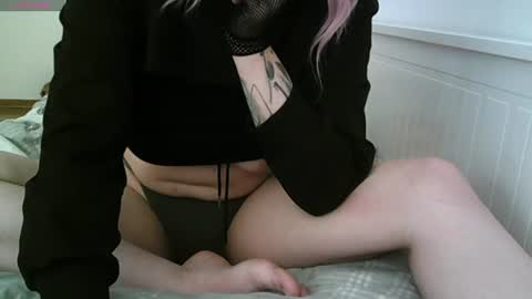 Snapshot of astrasluttyhole chatting on 14, 6, 2026 Astra online show from 14, 6, 2026