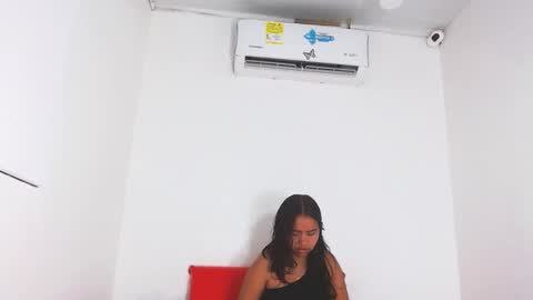 Snapshot of astridvagina18 chatting on 6, 12, 2024 ASTRID online show from 6, 12, 2024