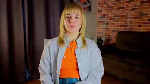 Lina online show from 27, 4, 2026