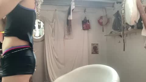 Snapshot of astrodoll chatting on 30, 5, 2026 Astro Doll online show from 30, 5, 2026