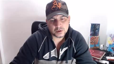 Snapshot of astton_nick chatting on 17, 12, 2024 Nick Astton online show from 17, 12, 2024