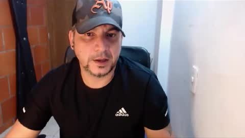 Snapshot of astton_nick chatting on 19, 2, 2025 Nick Astton online show from 19, 2, 2025