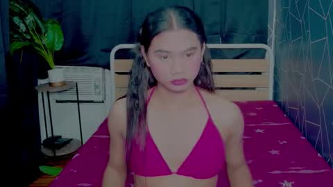 atashakendall online show from 4, 12, 2025