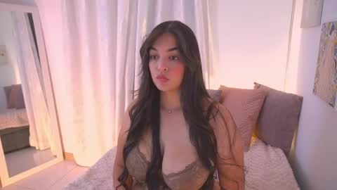 Snapshot of atena676 chatting on 4, 5, 2026 atena676 online show from 4, 5, 2026