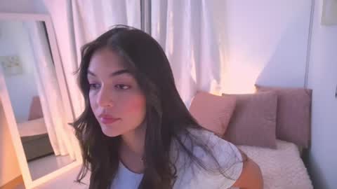 Snapshot of atena676 chatting on 10, 5, 2026 atena676 online show from 10, 5, 2026