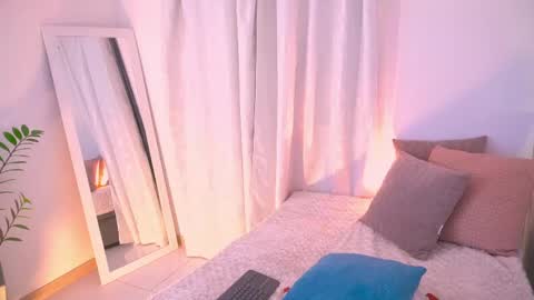 Snapshot of atena676 chatting on 20, 5, 2026 atena676 online show from 20, 5, 2026