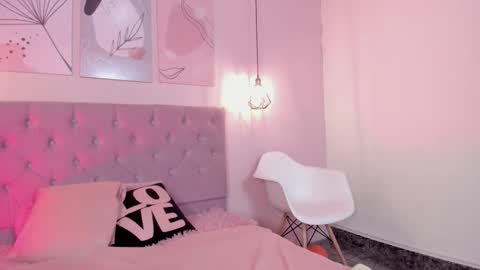 ATENA online show from 3, 10, 2025