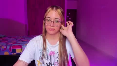 atenas online show from 5, 3, 2025