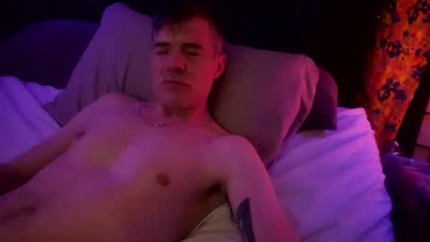 Snapshot of athandrew chatting on 2, 1, 2025 jonnyandrew online show from 2, 1, 2025