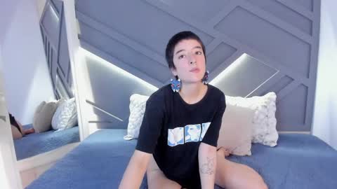 Snapshot of atheena__ chatting on 15, 5, 2026 Athenea online show from 15, 5, 2026