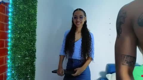 Snapshot of athenea_03 chatting on 9, 4, 2026 Athenea online show from 9, 4, 2026