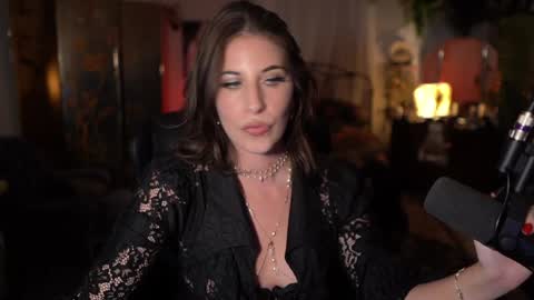 Snapshot of audrey_ chatting on 22, 9, 2025 Audrey online show from 22, 9, 2025