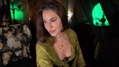 Snapshot of audrey_ chatting on 4, 11, 2025 Audrey online show from 4, 11, 2025