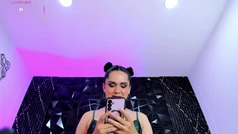 Audrey Hayworth online show from 23, 3, 2026