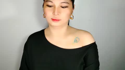 Snapshot of audreyholloway chatting on 17, 6, 2026 Audrey online show from 17, 6, 2026