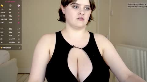 Audrey Jacq online show from 27, 9, 2025