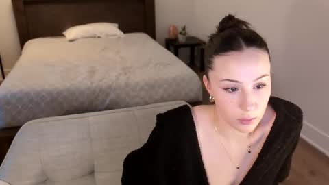 Miss Audrey online show from 3, 2, 2025