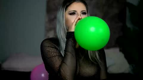 AudreySosa online show from 12, 11, 2025