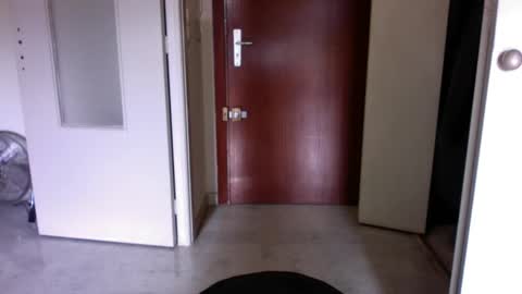 auguste688483 online show from 14, 1, 2026