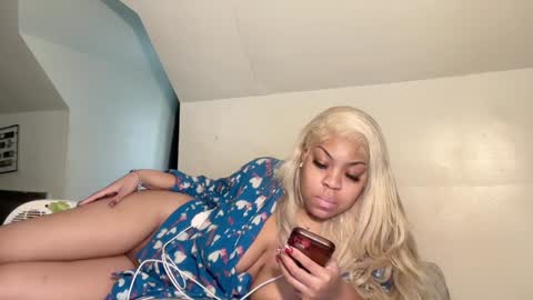 Snapshot of aunyxxx chatting on 7, 2, 2025 aunyxxx online show from 7, 2, 2025