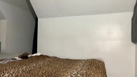 Snapshot of aunyxxx chatting on 2, 3, 2025 aunyxxx online show from 2, 3, 2025