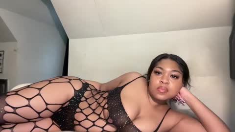 Snapshot of aunyxxx chatting on 11, 10, 2025 aunyxxx online show from 11, 10, 2025