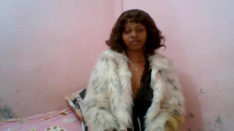 Snapshot of aurelia107 chatting on 5, 7, 2026 aurelia107 online show from 5, 7, 2026