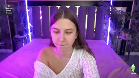 Nikol online show from 12, 11, 2025