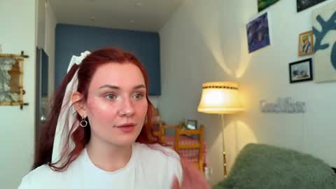 Snapshot of auriktrix chatting on 4, 5, 2026 AURIKA OR AURA online show from 4, 5, 2026