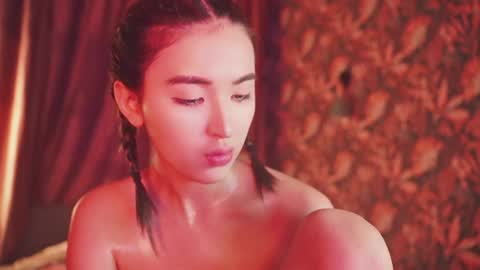 Nayeon online show from 20, 12, 2024