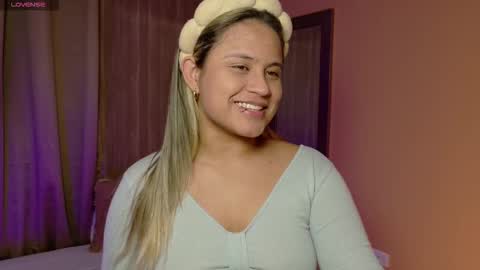 aurora_collins08 online show from 23, 1, 2025