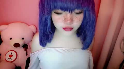 cute online show from 28, 4, 2026