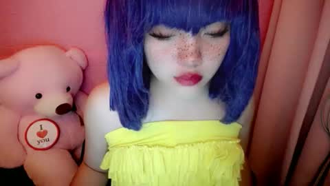 cute online show from 23, 5, 2026