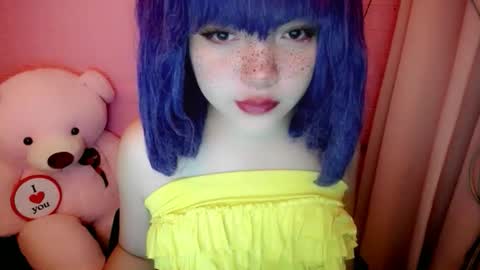 cute online show from 25, 5, 2026