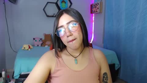 Snapshot of aurora_shy_ chatting on 11, 3, 2025 Aurora  online show from 11, 3, 2025