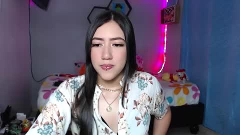 Snapshot of aurora_shy_ chatting on 10, 9, 2025 Aurora  online show from 10, 9, 2025