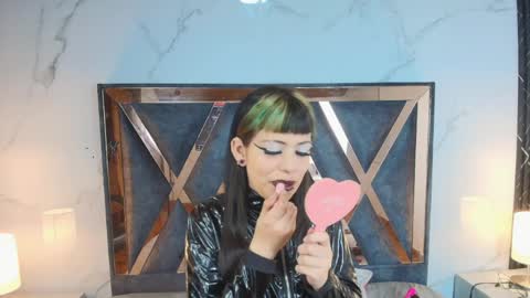 Aurora Diaz online show from 6, 4, 2026