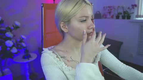 Snapshot of aurorawrenfield chatting on 15, 5, 2026 aurorawrenfield online show from 15, 5, 2026
