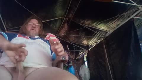 aussie166884 online show from 2, 12, 2025