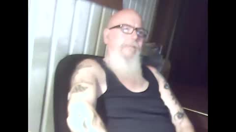 Snapshot of aussie44 chatting on 3, 3, 2026 aussie4inch online show from 3, 3, 2026