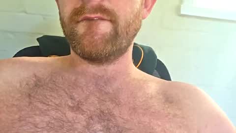 Snapshot of aussie_dadbod6969 chatting on 30, 7, 2026 aussie_dadbod6969 online show from 30, 7, 2026