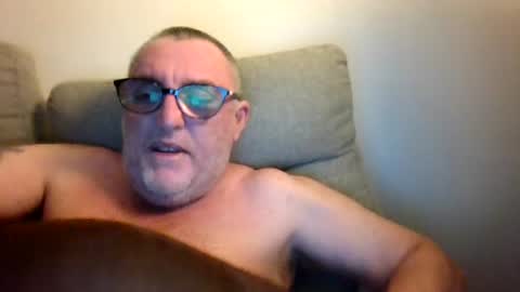 Snapshot of aussie_ozzie chatting on 6, 7, 2026 aussie_ozzie online show from 6, 7, 2026