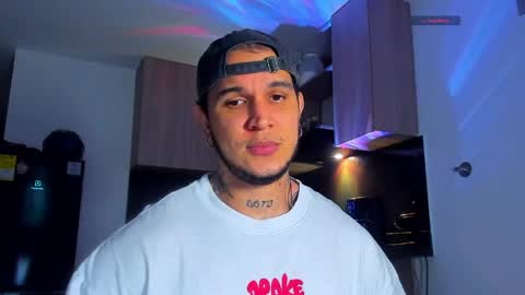 A online show from 14, 4, 2026