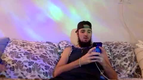 Snapshot of austincutieyes chatting on 9, 4, 2026 AudiEna online show from 9, 4, 2026