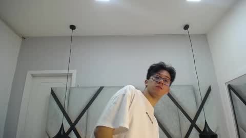 austinreeds online show from 26, 11, 2025