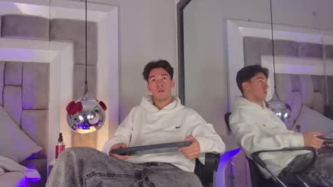 austinreeds online show from 28, 3, 2026