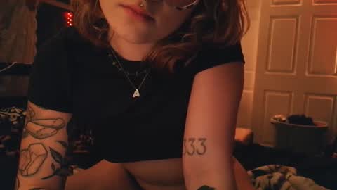 Autie 3 online show from 11, 2, 2026