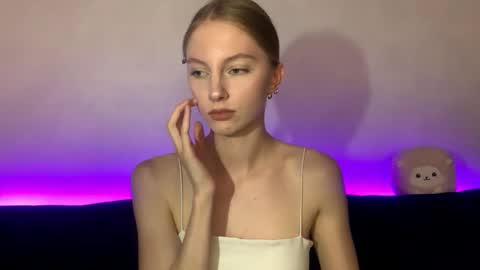 Snapshot of autumnroginson chatting on 19, 9, 2025 Annie online show from 19, 9, 2025