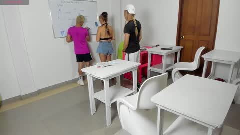 Snapshot of ava160207 chatting on 10, 1, 2026 AVA online show from 10, 1, 2026